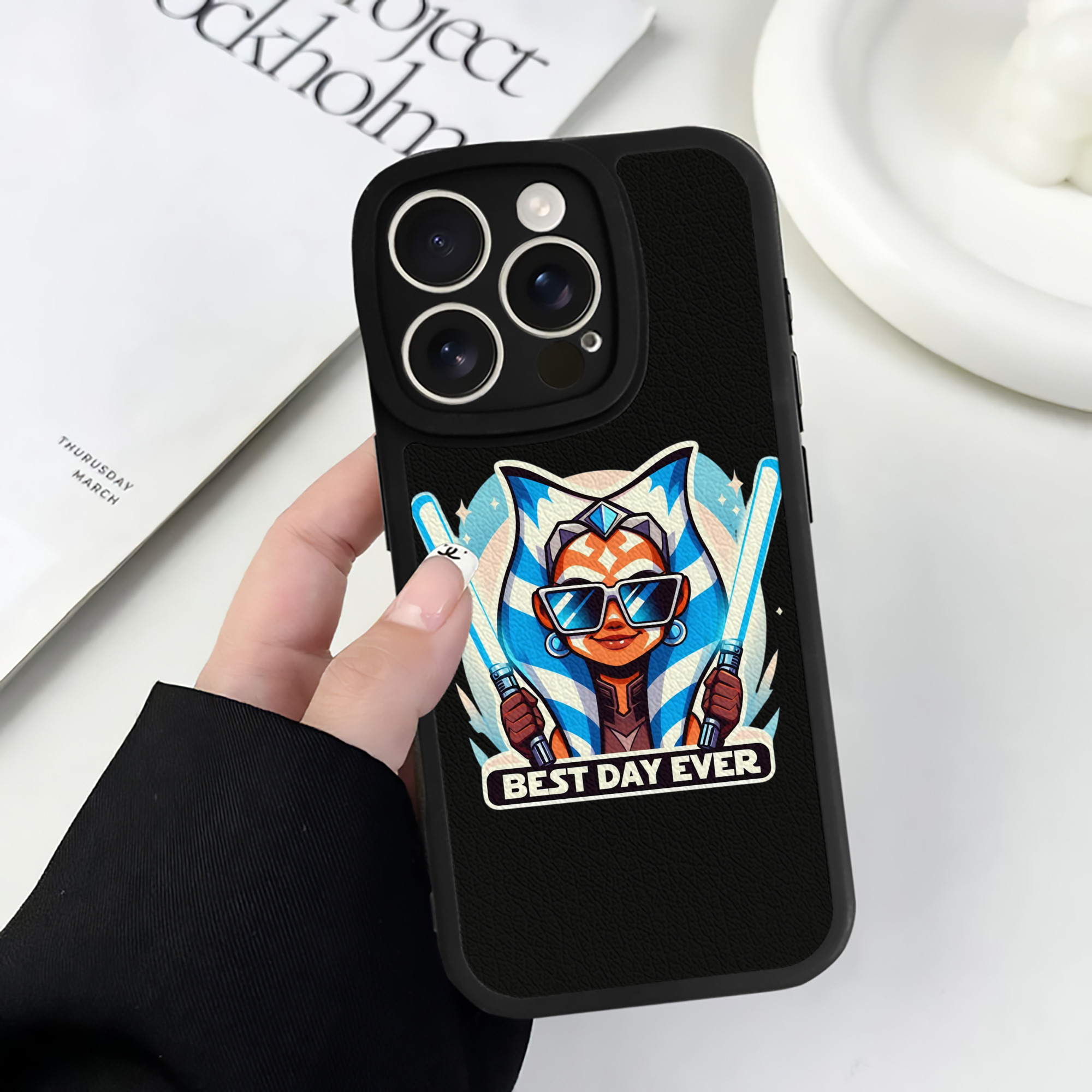 （画像用） スター・ウォーズ Star Wars 【iPhone 16シリーズ対応】シリコンスマホケース（レザー調） 材質：シリコン